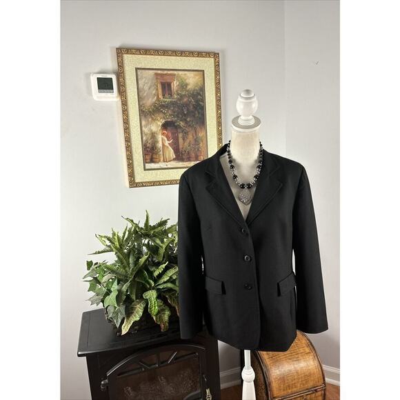 Talbots Women's 10P Jacket Black Long Sleeve 3 buttons Faux Pockets Collared - Picture 2 of 10